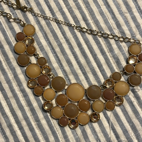 Set of two statement necklaces - Picture 3 of 3